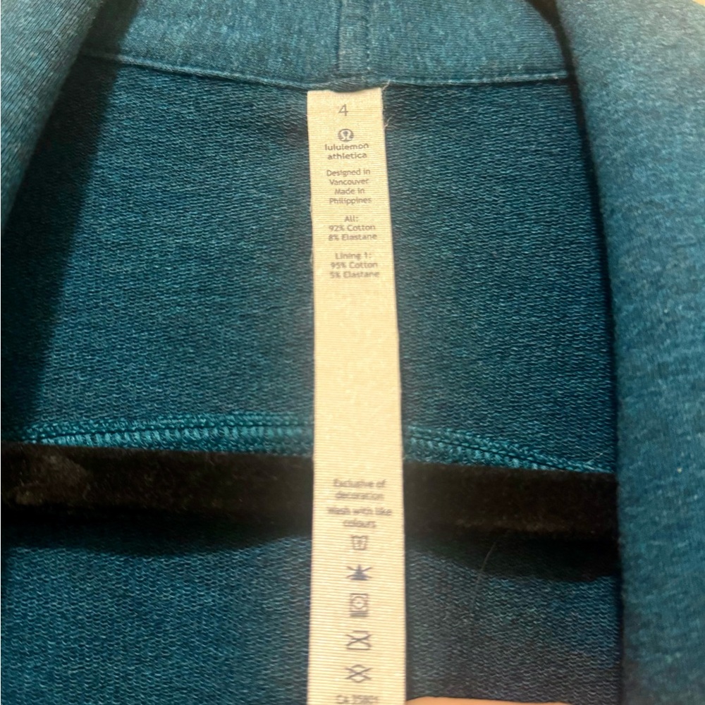 Lululemon Coast Wrap II - Picture 8 of 11